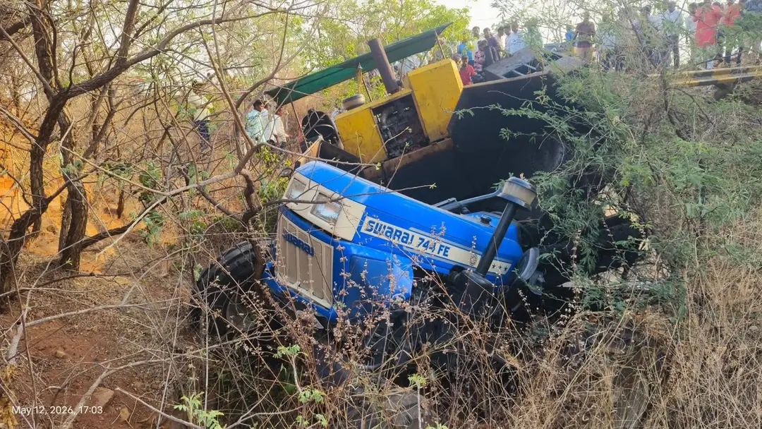 ಕಂದಕಕ್ಕೆ ಉರುಳಿದ ಡಾಂಬರ್ ಮಷಿನ್‌; ಆಪರೇಟರ್ ಸ್ಥಳದಲ್ಲೇ ಸಾವು